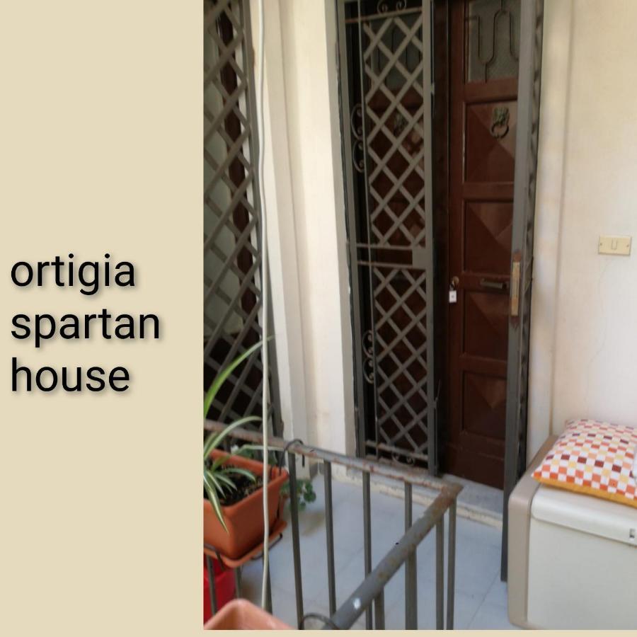 Ortigia Spartan House 2 Сиракуза Екстериор снимка